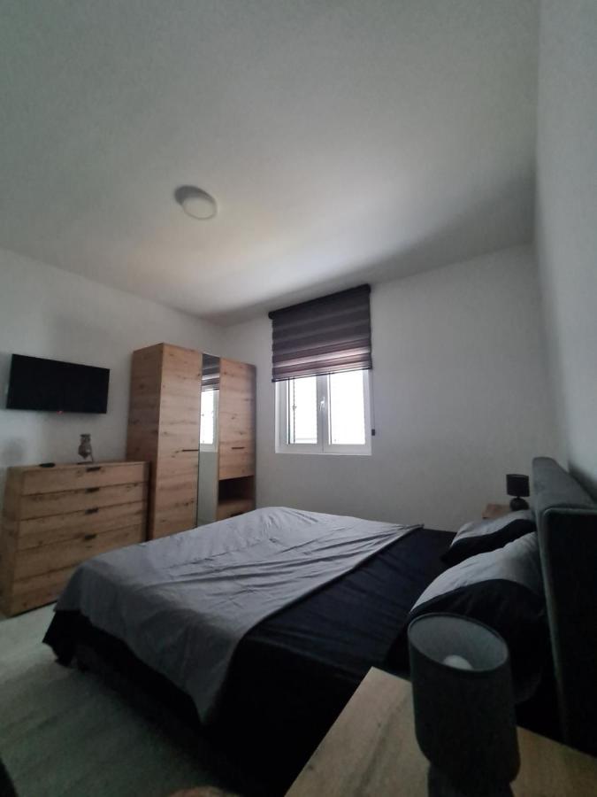 Apartment Nikcevic Tivat Dış mekan fotoğraf